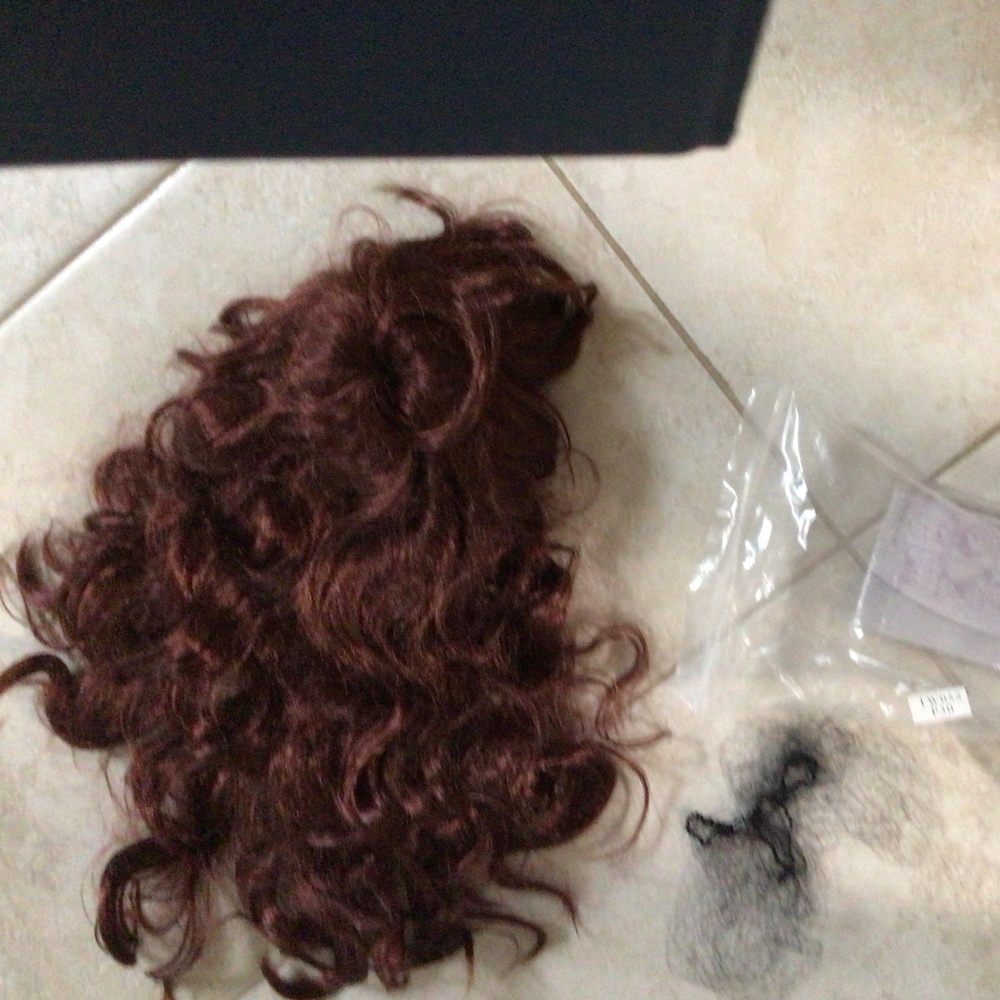 Auburn wig